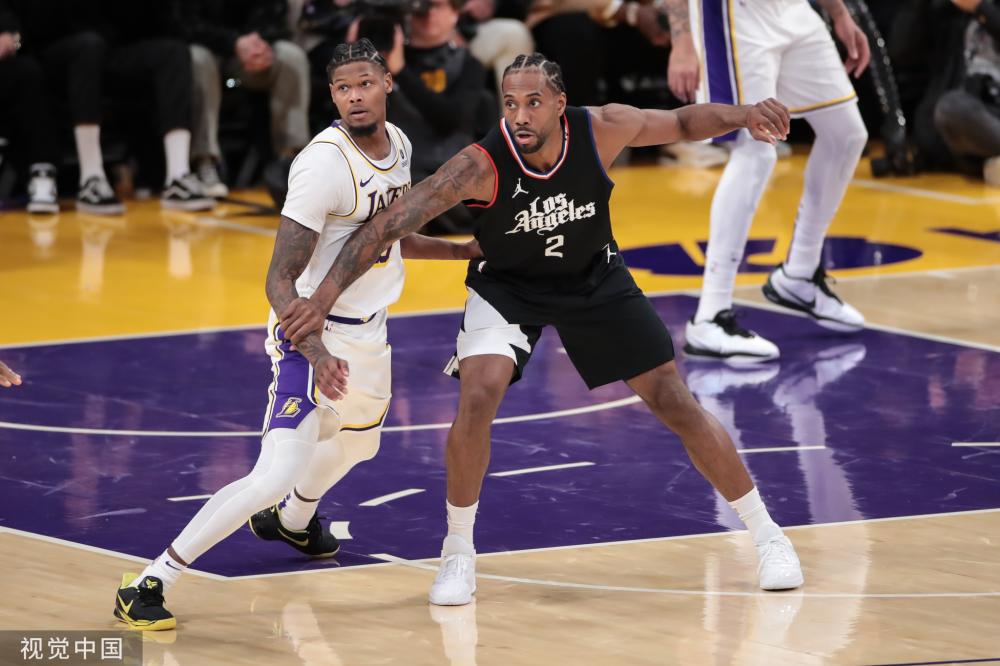 而这位32 而这位32