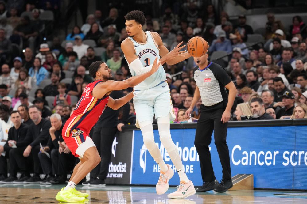 显落后于预 显落后于预