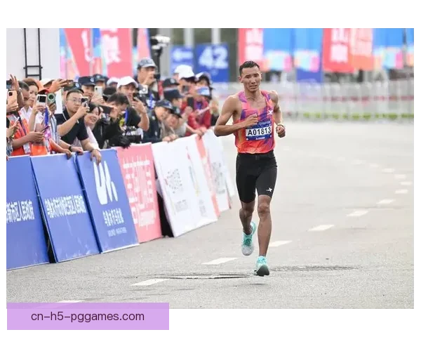 城市马拉松比赛全程马拉松组冠军花落谁家？