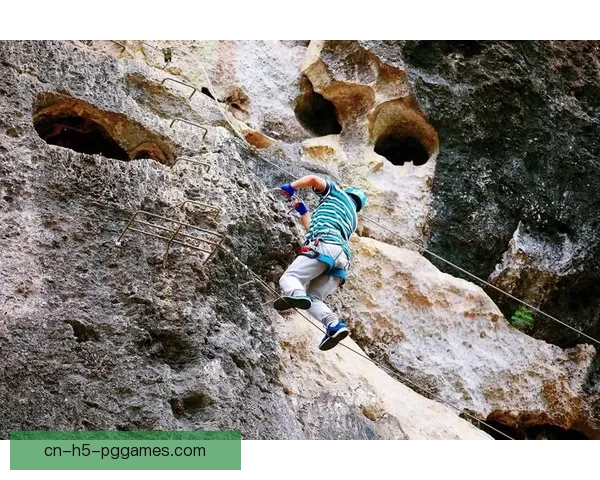 攀岩爱好者必看：掌握攀岩入门技巧，轻松攀登壁立千仞