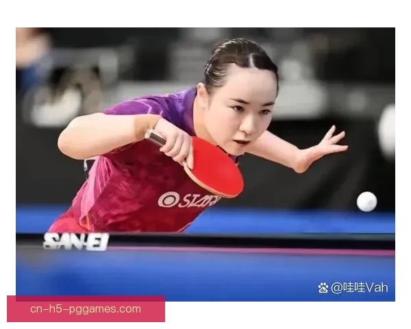 游泳冠军的辉煌时刻：力与美的完美结合